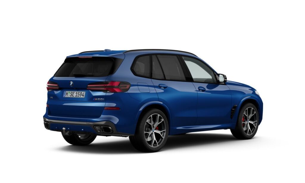 BMW X5 M60i xDrive hátulnézet